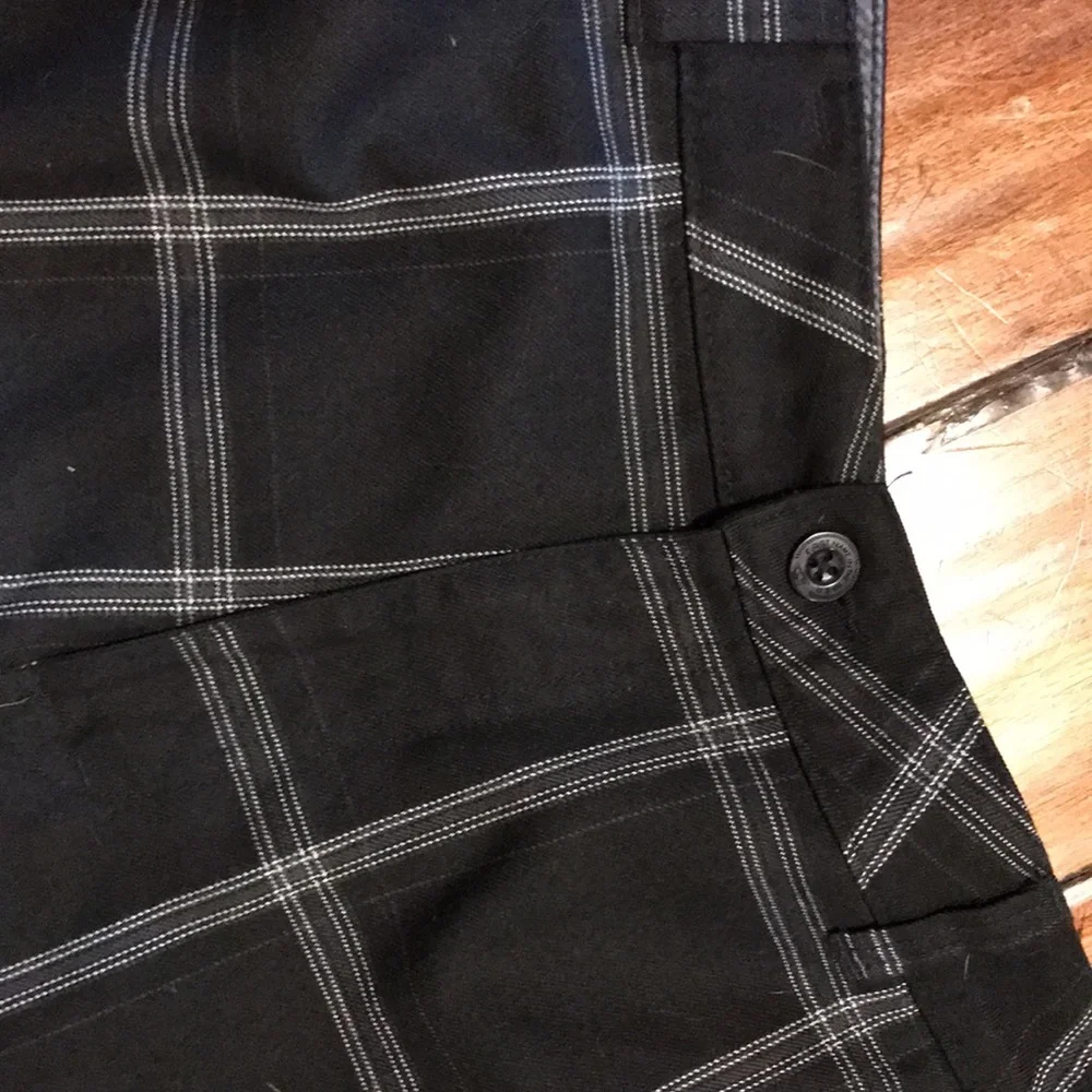 Men’s Size 38 O’Neill Black Flat Front Shorts - Picture 3 of 6